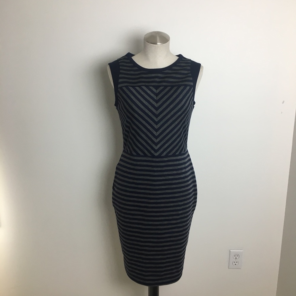 💕 Menora Target Striped Sheath Dress Bodycon